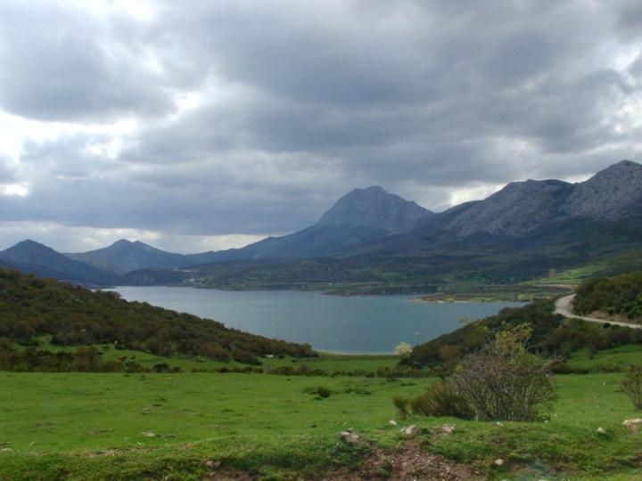 Casa Rural Ruralba Alba de los Cardaños Екстериор снимка
